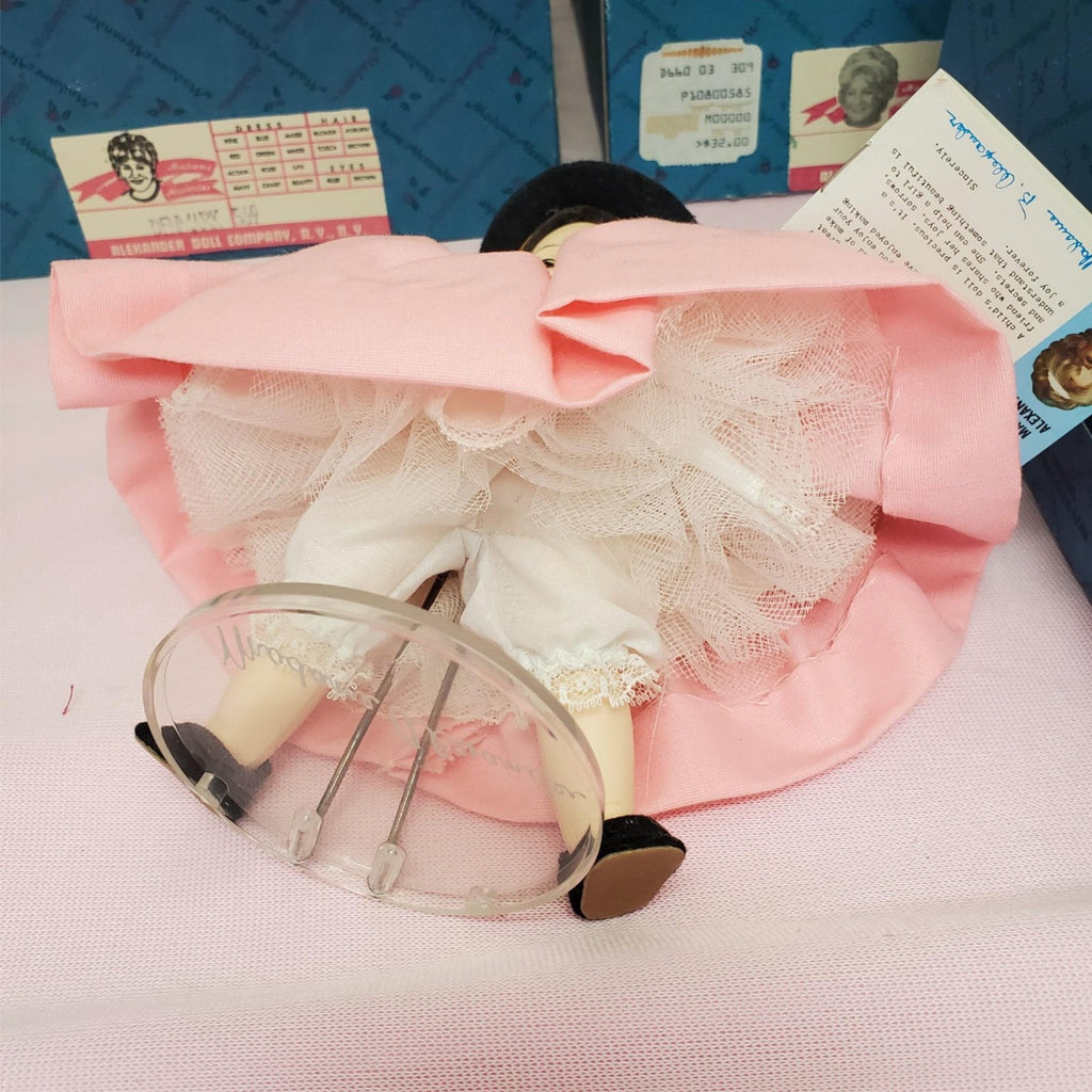Set Of 5 Madame Alexander Friends From Foreign Lands Collection Dolls with Box
