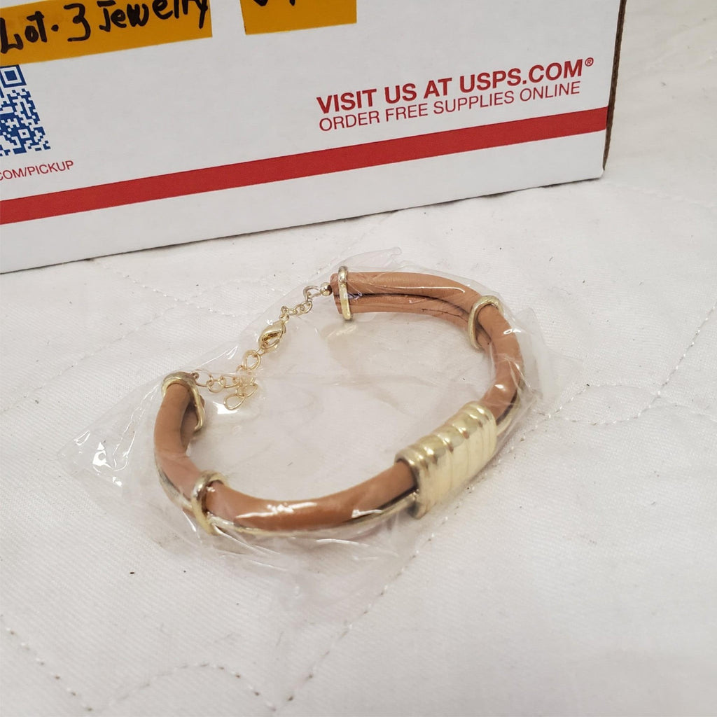Lot of 34 Gold Metal Beige Leather Bracelet LOT-3