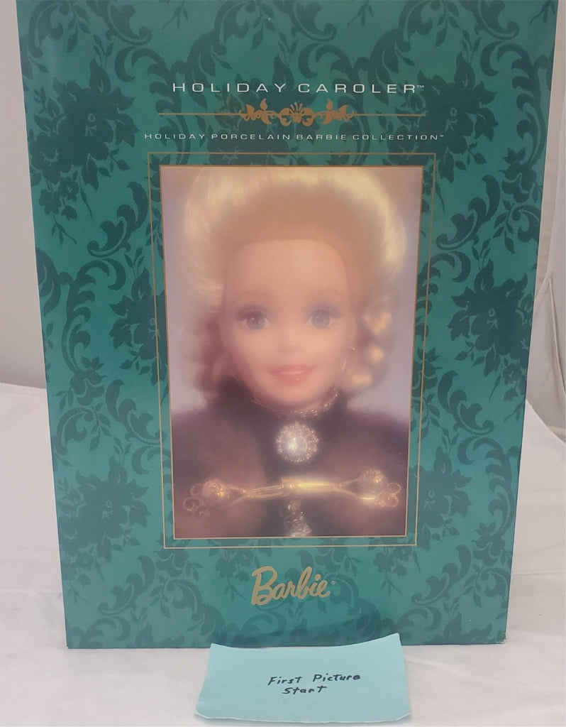 Barbie 1996 - Holiday Caroler Doll - Porcelain Barbie Collection