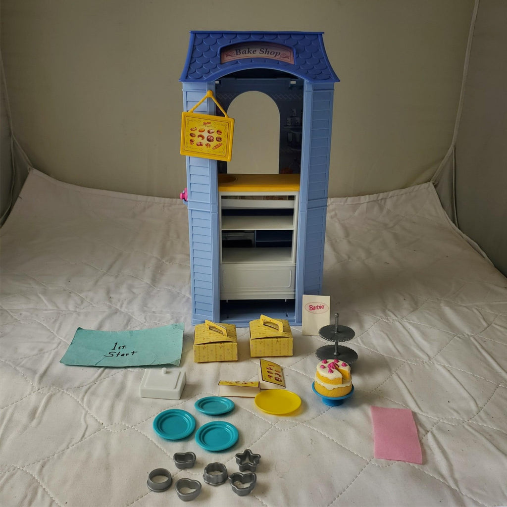 Mattel Bake Shop Playset w/Loads of Accessories