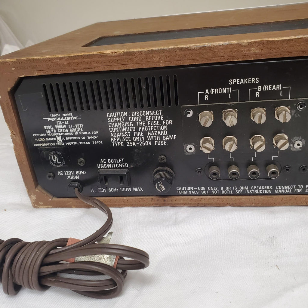 Vintage Realistic STA 64 AM FM Wood Cabinet Stereo Receiver 