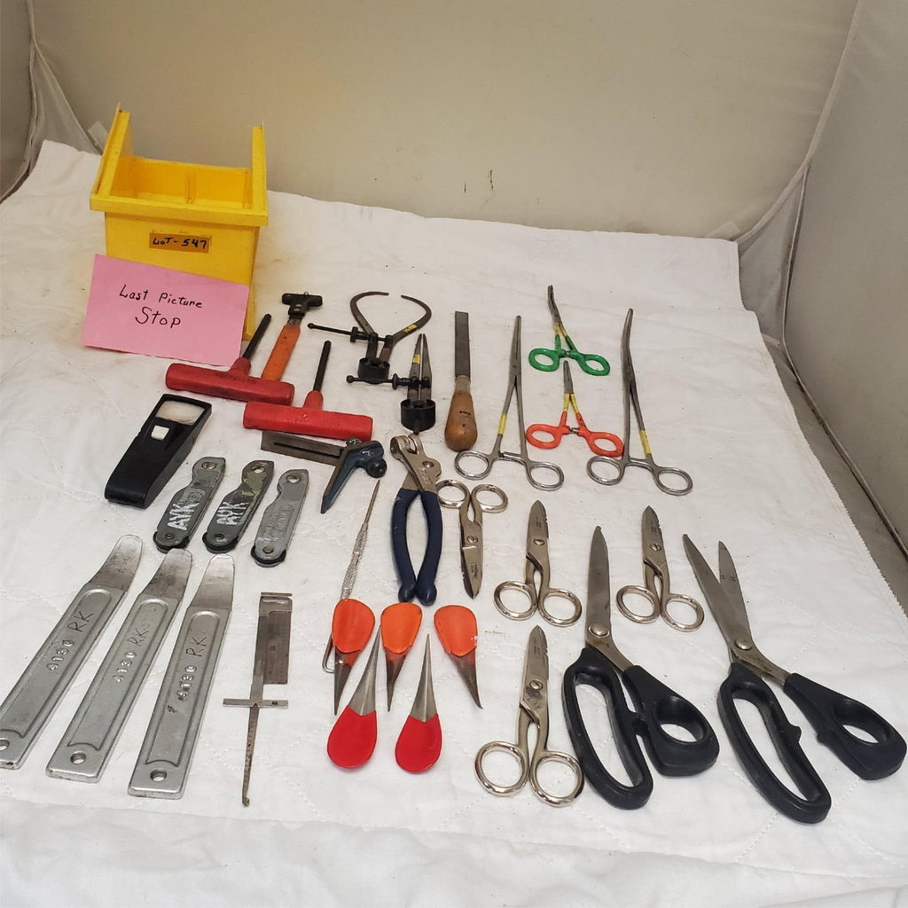 Mixed Lot Precision Hand Tools Scissors Forceps Caliper Pliers Scrapers LOT-547