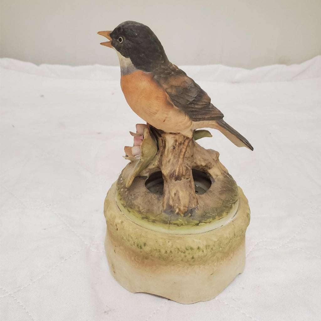 Lefton #KW7229 Porcelain Sparrow figurine Music Box