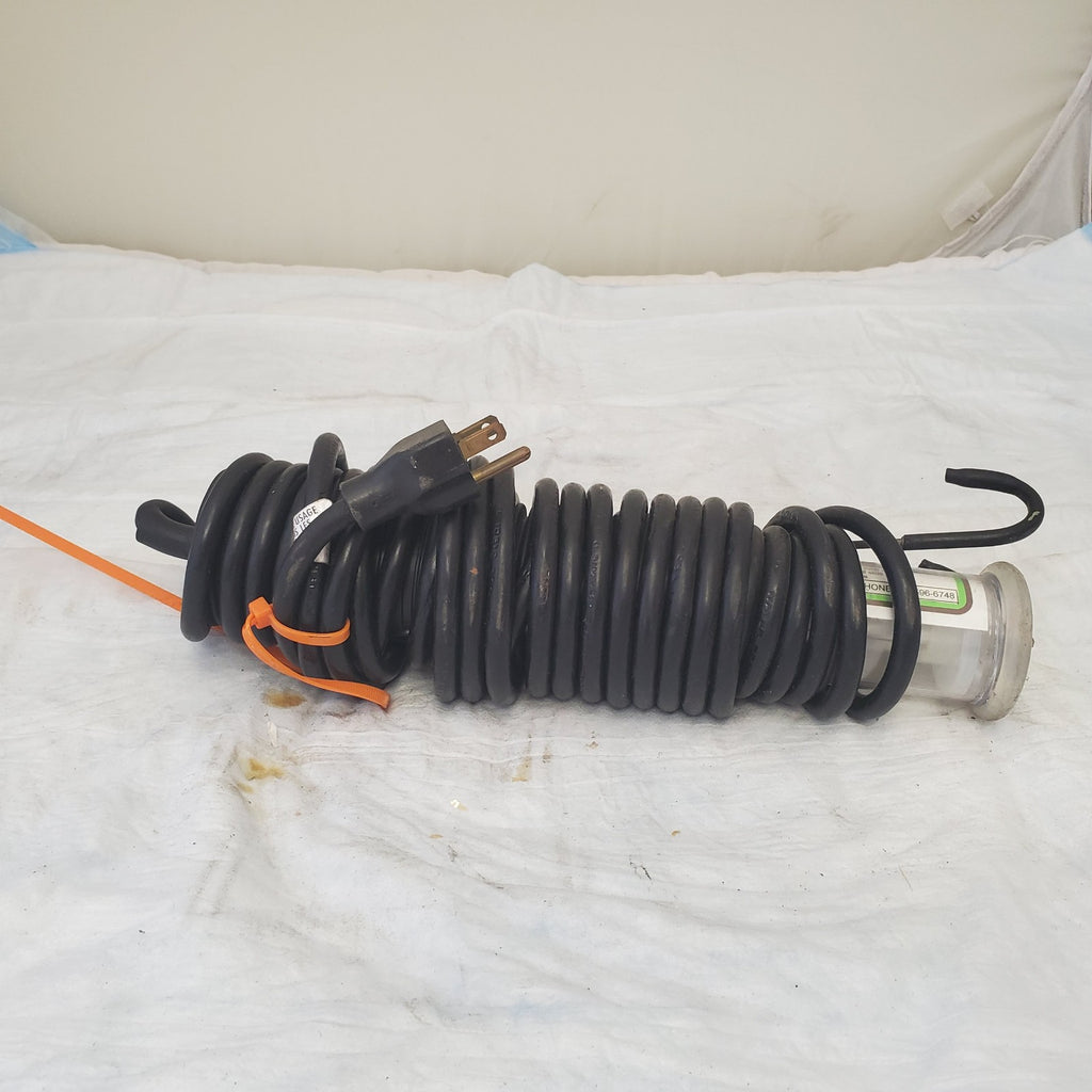 Vintage General Manufacturing Stubby II 13 Watt Fluorescent Light