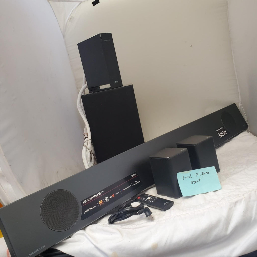 LG SL9YG Home Theater Sound System with Wireless Subwoofer and Surround Speakers