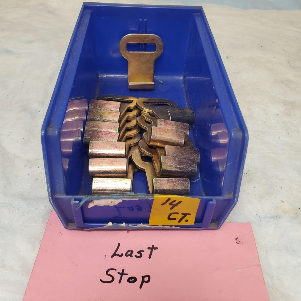 Lot of 18 Kemper Belt Hook Latch