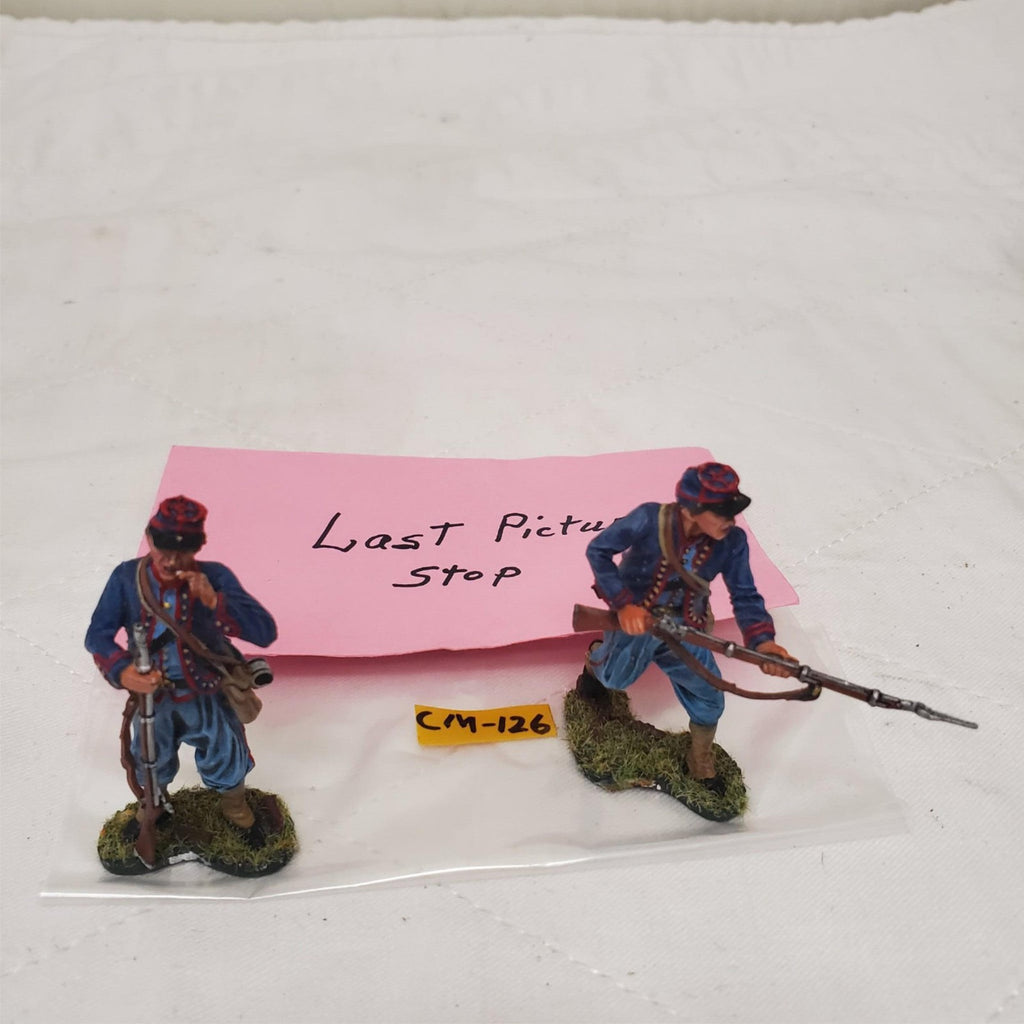 The Collectors Showcase CS01172 Bugler & Advancing 72nd Pennsylvania CM-126