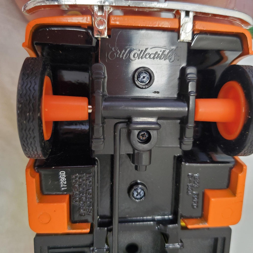 Ertl Collectible 1953 Ford Diecast Delivery Van Truck Bank Federated Auto