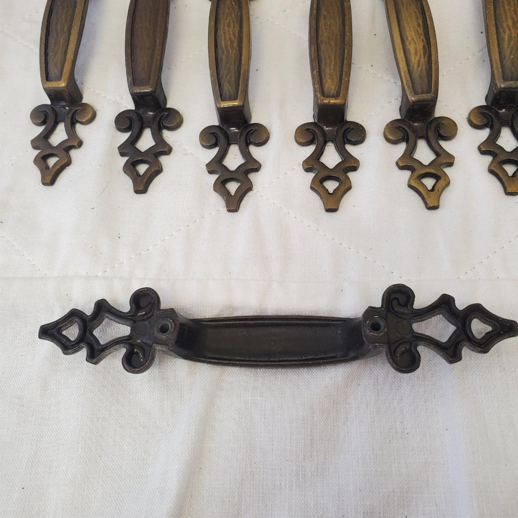 Lot of 23 Vintage Bronze Amerock Carriage Cabinet Drawer Pulls Handle #7
