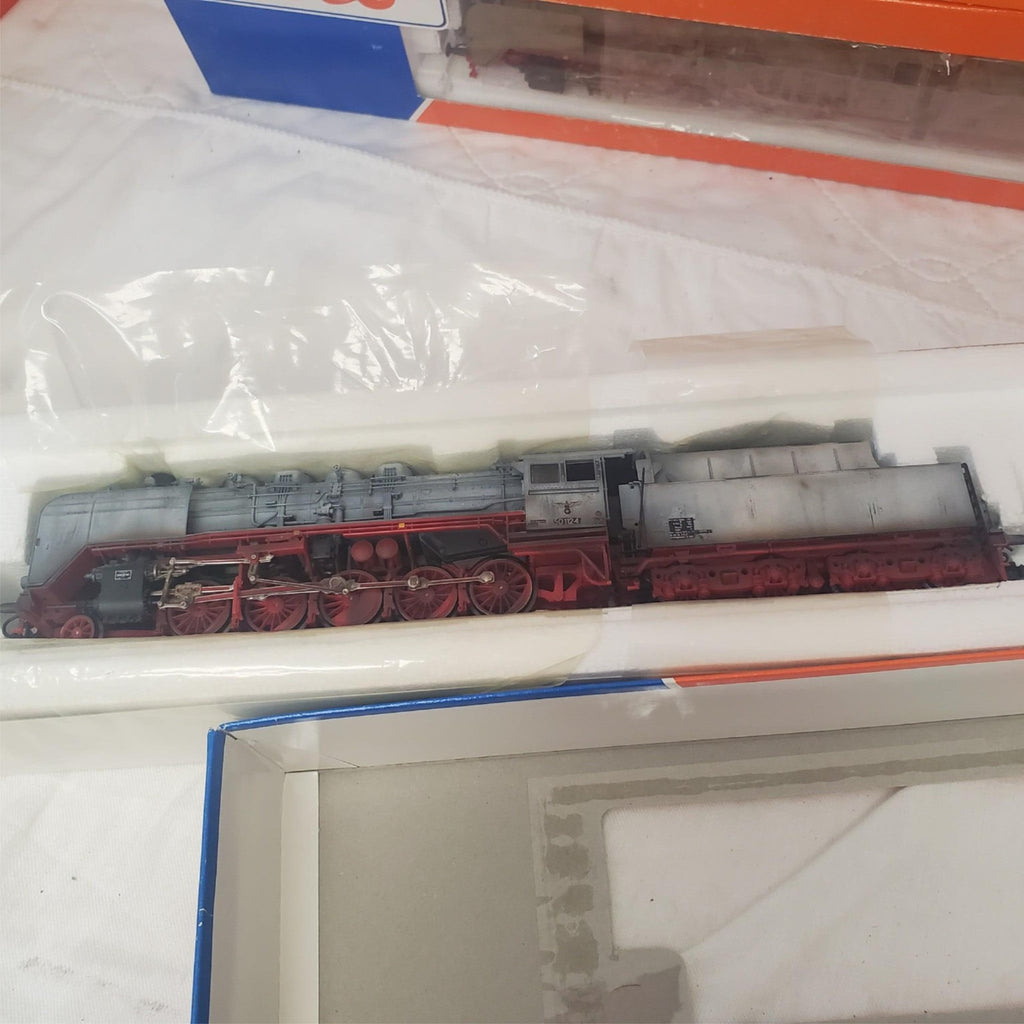 Roco International HO 44083, 43416, 43311 & 43300 Train Set