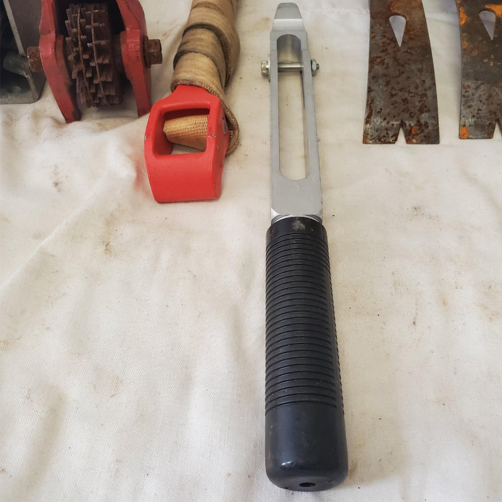 Lot of Crow Bar, Swivel Straight Knife, Grinding Wheel & Other Tools LOT 466