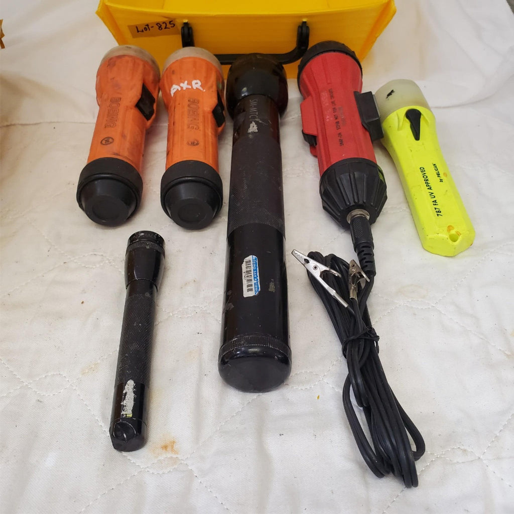 Lot of 6 Assorted Flashlights Maglite Streamlight LOT-825