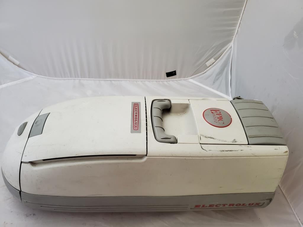 Electrolux Guardian Epic Series 8000 Vacuum Cleaner C133A