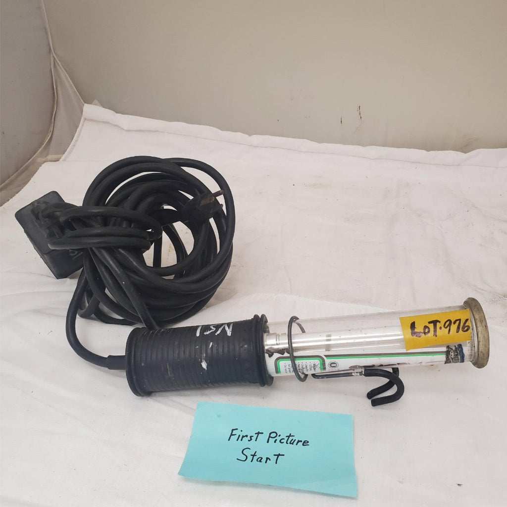 Stewart R Browne Stubby Portable Handheld Work Light LOT-976