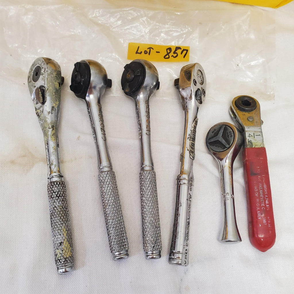 Lot of 6 Assorted Ratcheting Socket Wrenches LOT-857