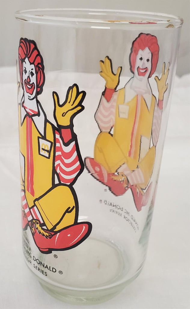 Lot of 8 vintage Action Series Collectible Glass