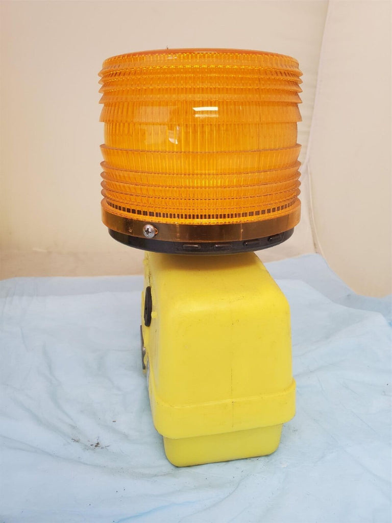 Federal Signal Battery Powered BPL26ST Strobe Warning Light Amber