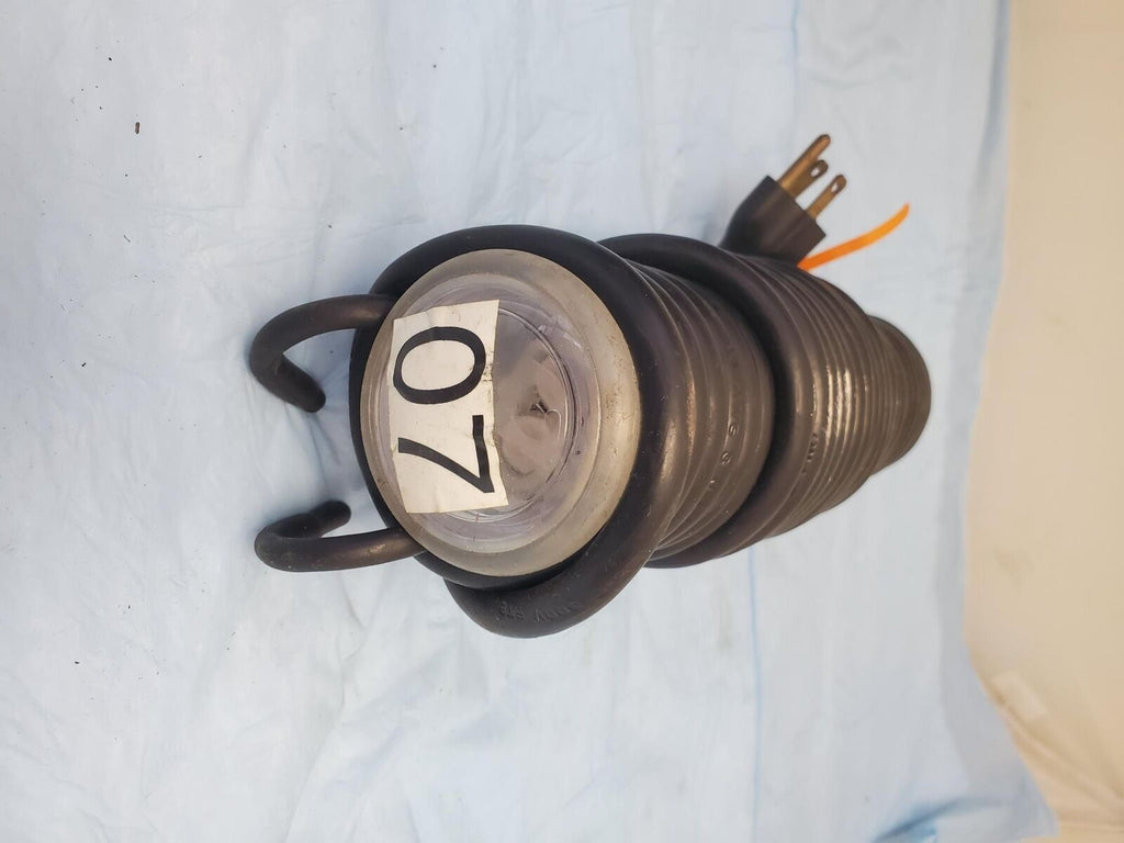 General Manufacturing Stubby II Fluorescent Light