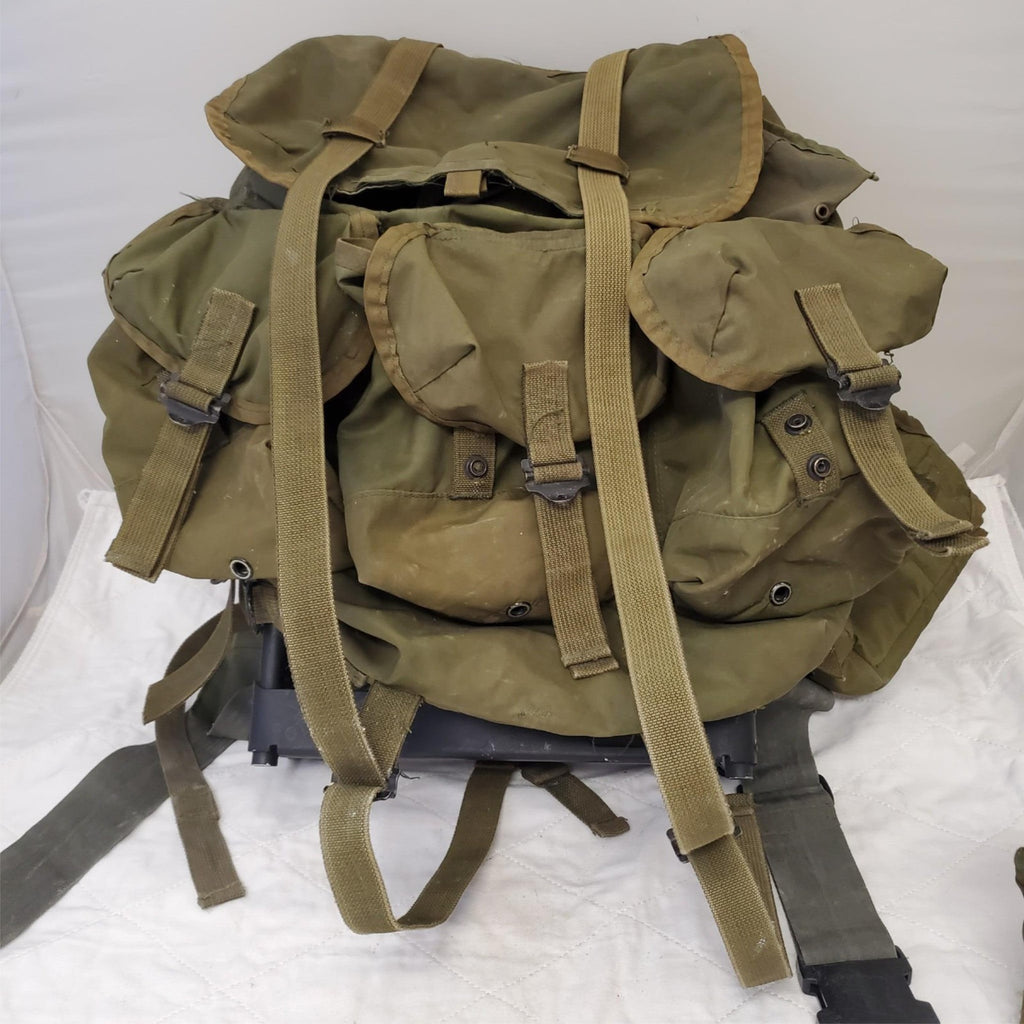 US Military Field Back Pack, Fleece Lined Canteen Canvas Pouch & Shooting Gloves