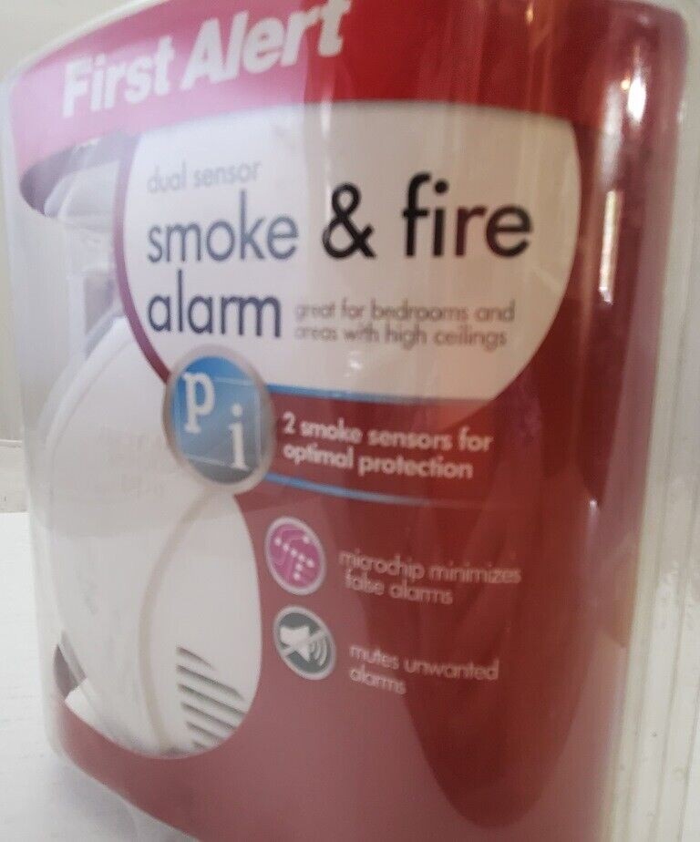 First Alert Dual-Sensor Smoke and Fire Alarm Battery Powered Frustrat