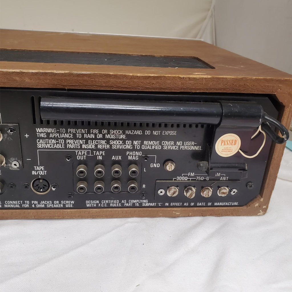 Vintage Realistic STA 64 AM FM Wood Cabinet Stereo Receiver 