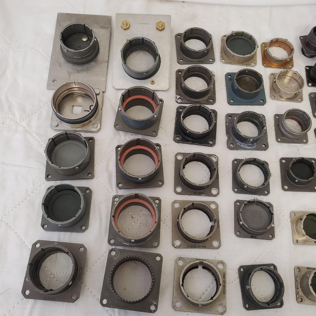 Lot of Cylinder Pipe Muffler Connector LOT 633