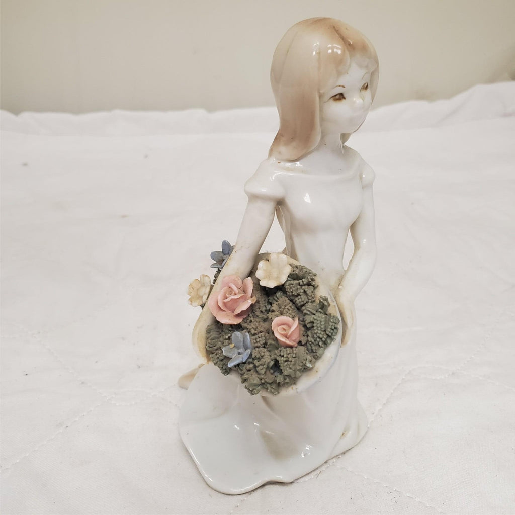 Vintage Llardo Girl Kneeling With Flowers Basket Porcelain Figurine