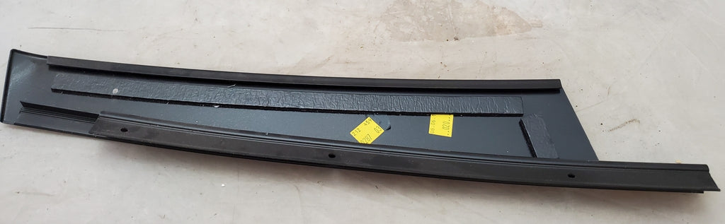 Genuine MB E-CLASS W212 Front Right Door Window Trim Cover A2126900287 OEM