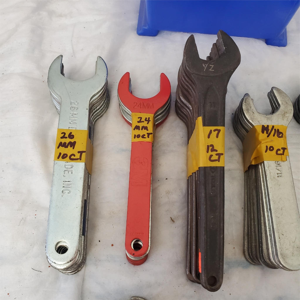 Lot of Combination Wrenches & Key Set in Different Sizes Lot 114