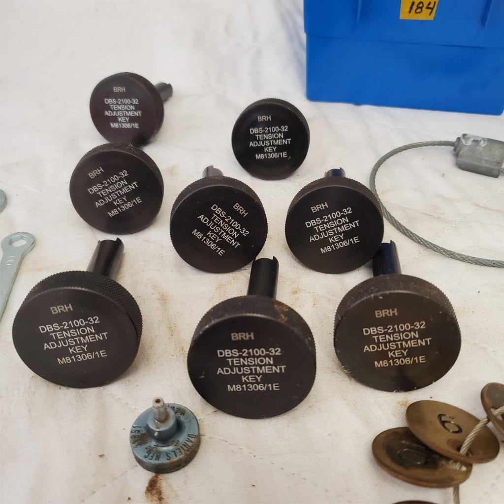  Lot of Tension Adjustment Key, Scraper Knife, Scissors & Other Tools LOT 184