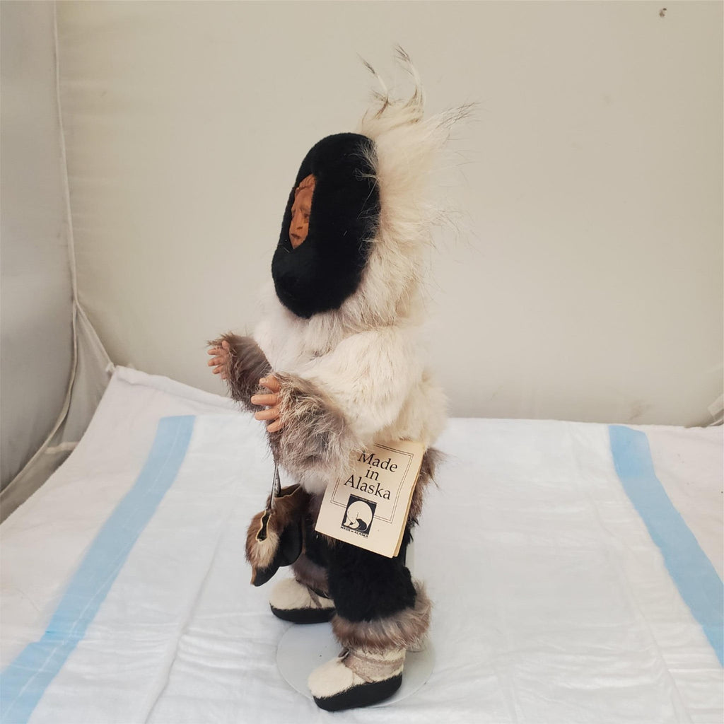 Alaskan Inuit Eskimo Native Figure Doll Memeluk Hand Crafted