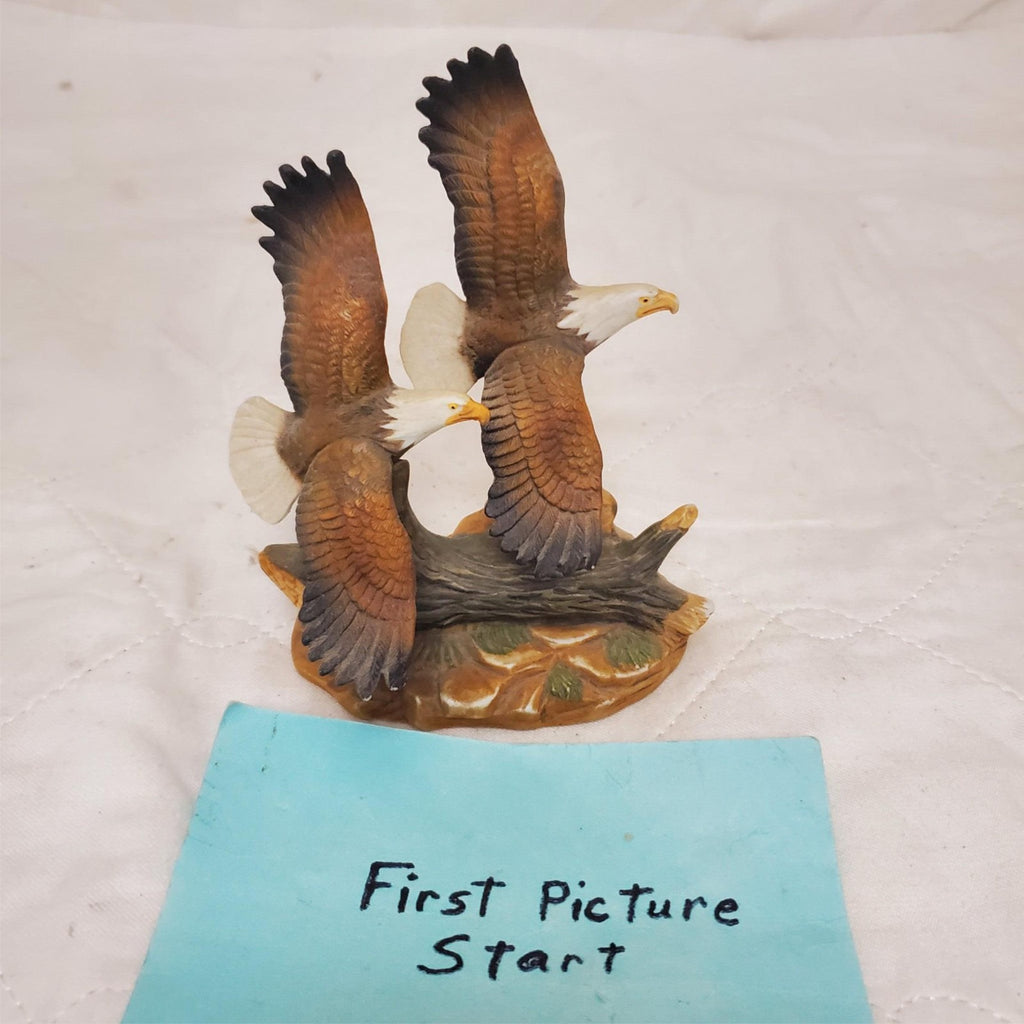 LaVie Collection Pair of Eagles In Flight Porcelain Figurine