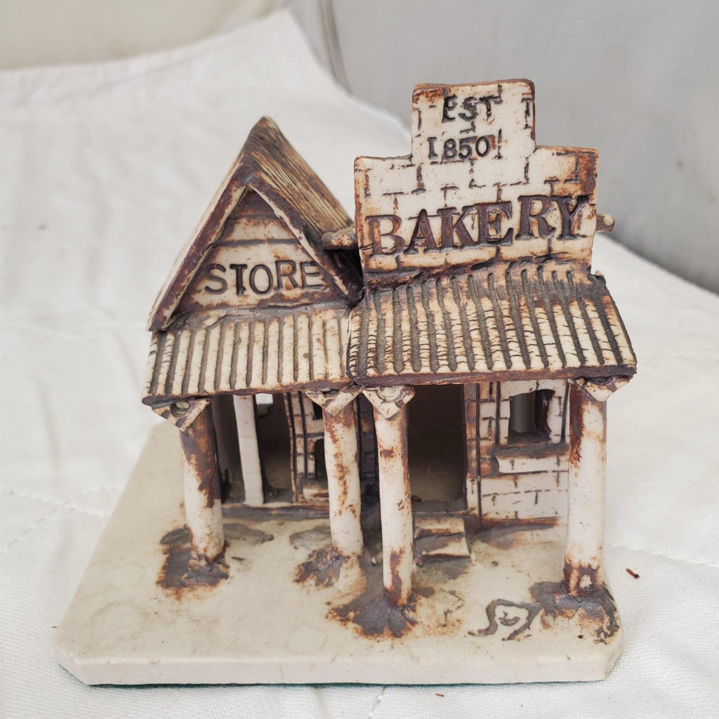 Windy Meadows Pottery Bakery Store 1850 Small Village Collectibles