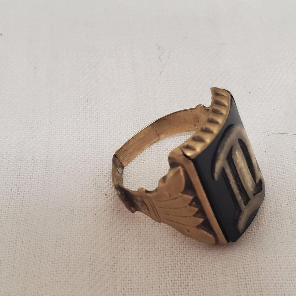 Letter D Gold Broken Scrap Ring