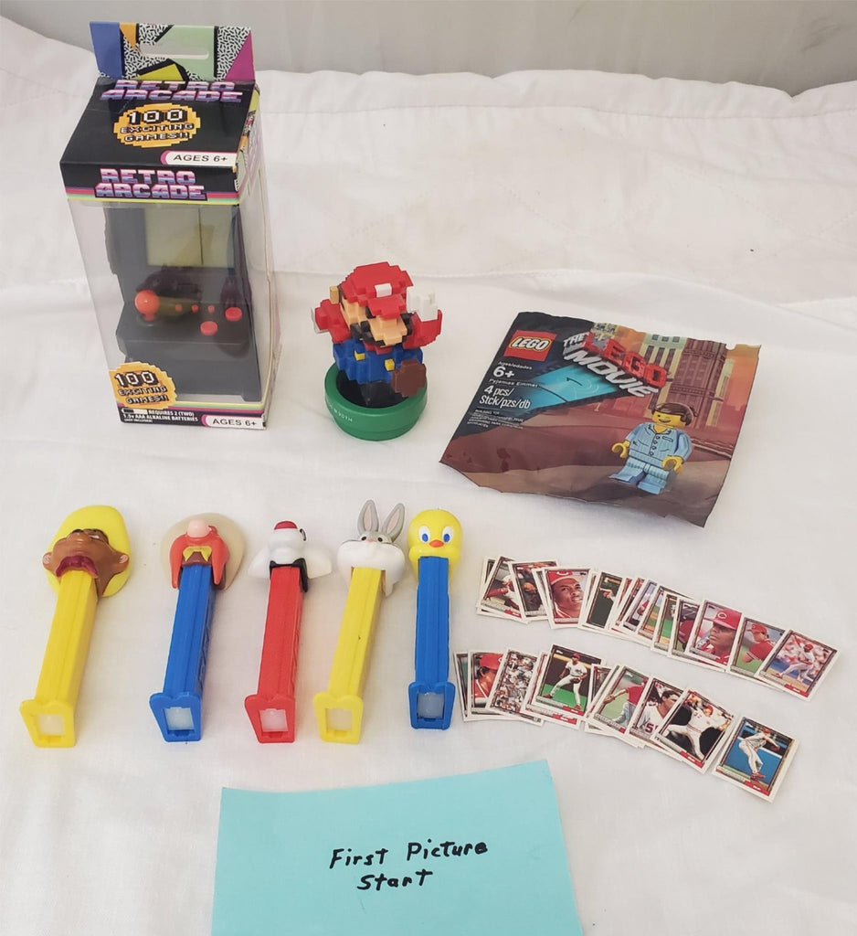 Supermario Bros. 30th Amiibo with Retro Arcade and Pez