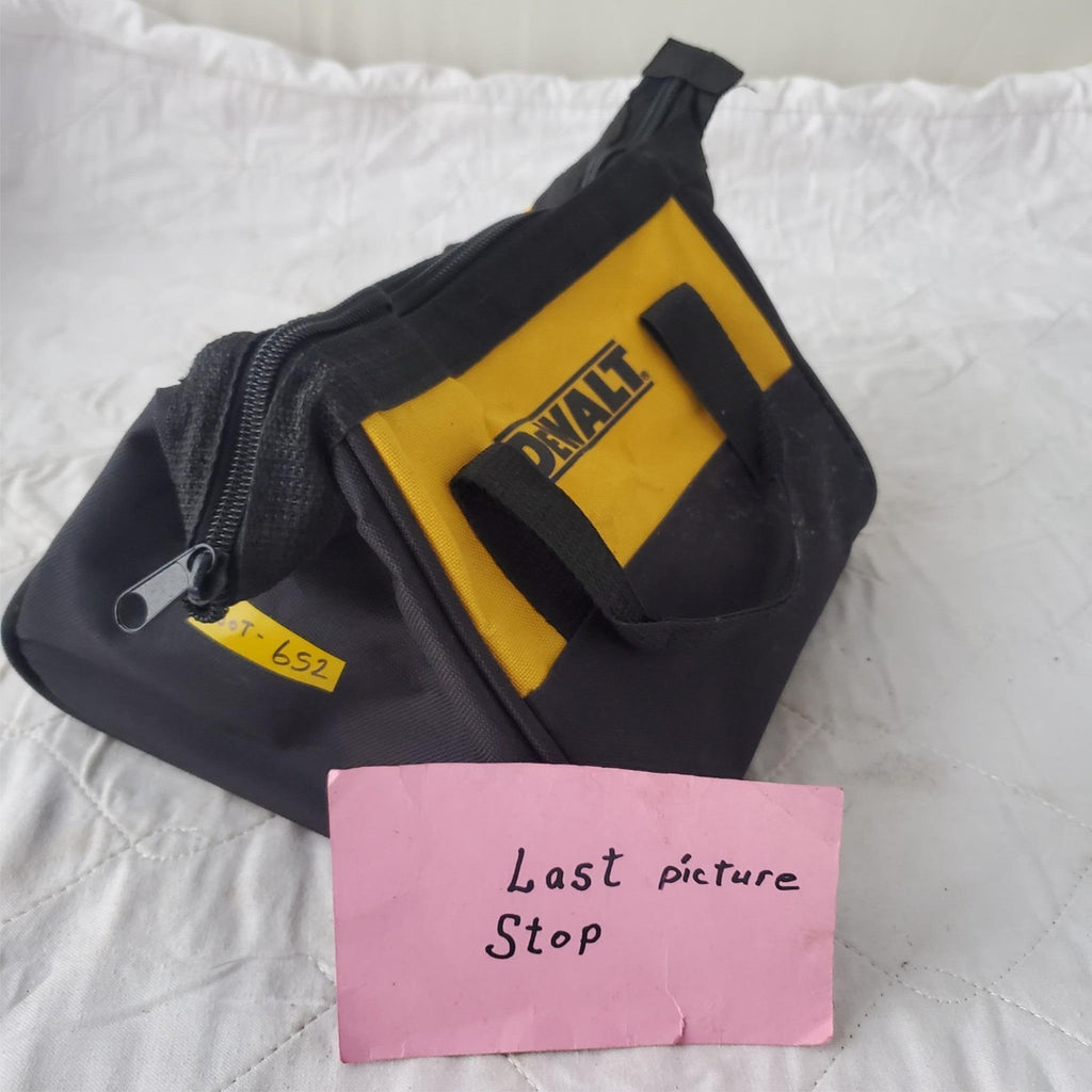 DEWALT TOOL BAG 11" x 8" x 7" Heavy Duty Nylon & Square Plastic Base LOT 652
