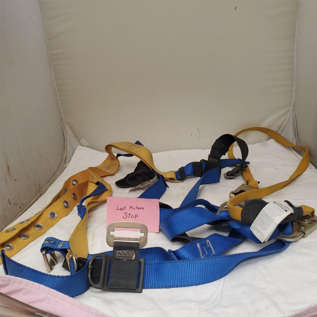 Werner Model C111106 Litefit Plus Construction Harness ML/MG  