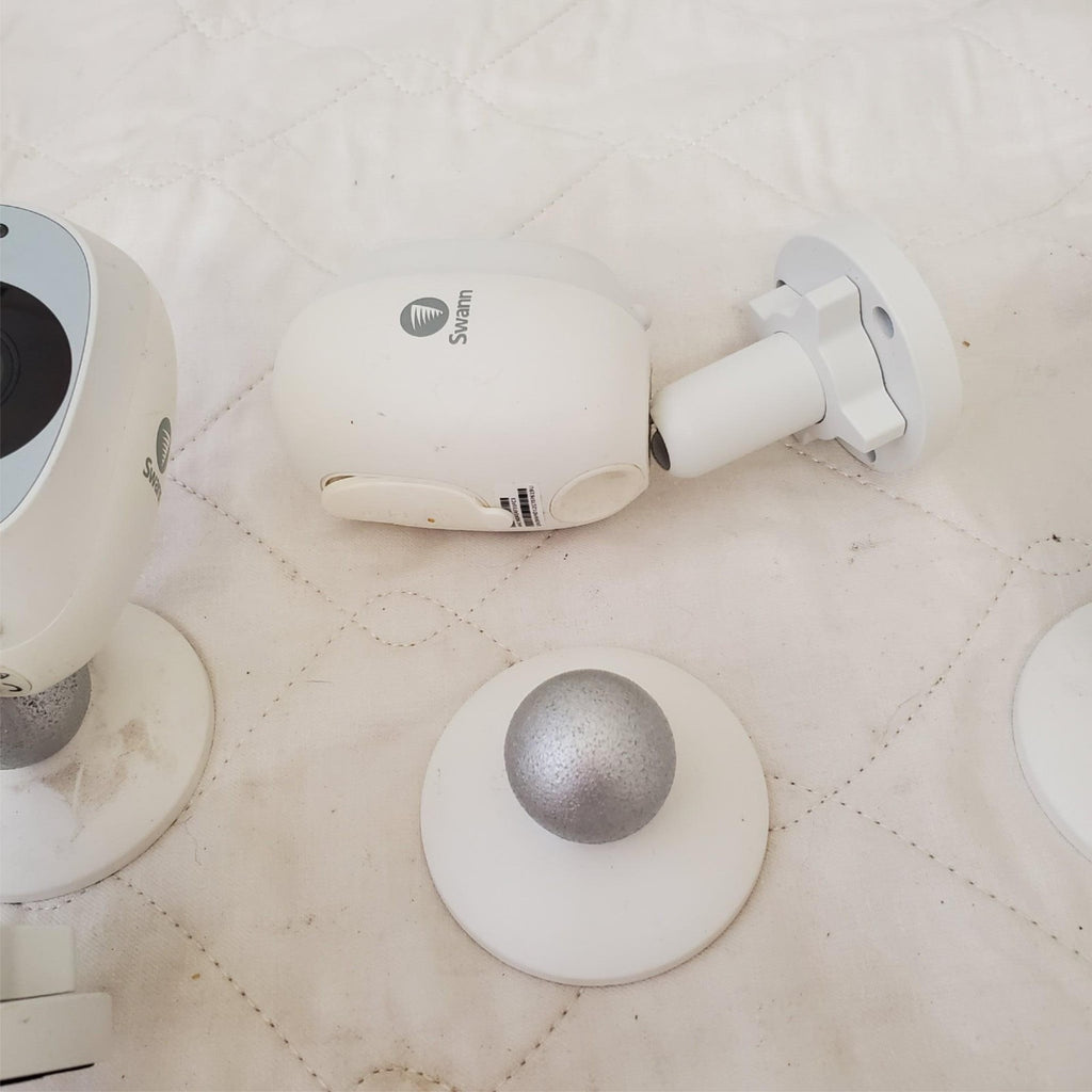 Lot of Swann SWWHD-INTCAM 1080p Wireless Smart Security Cameras