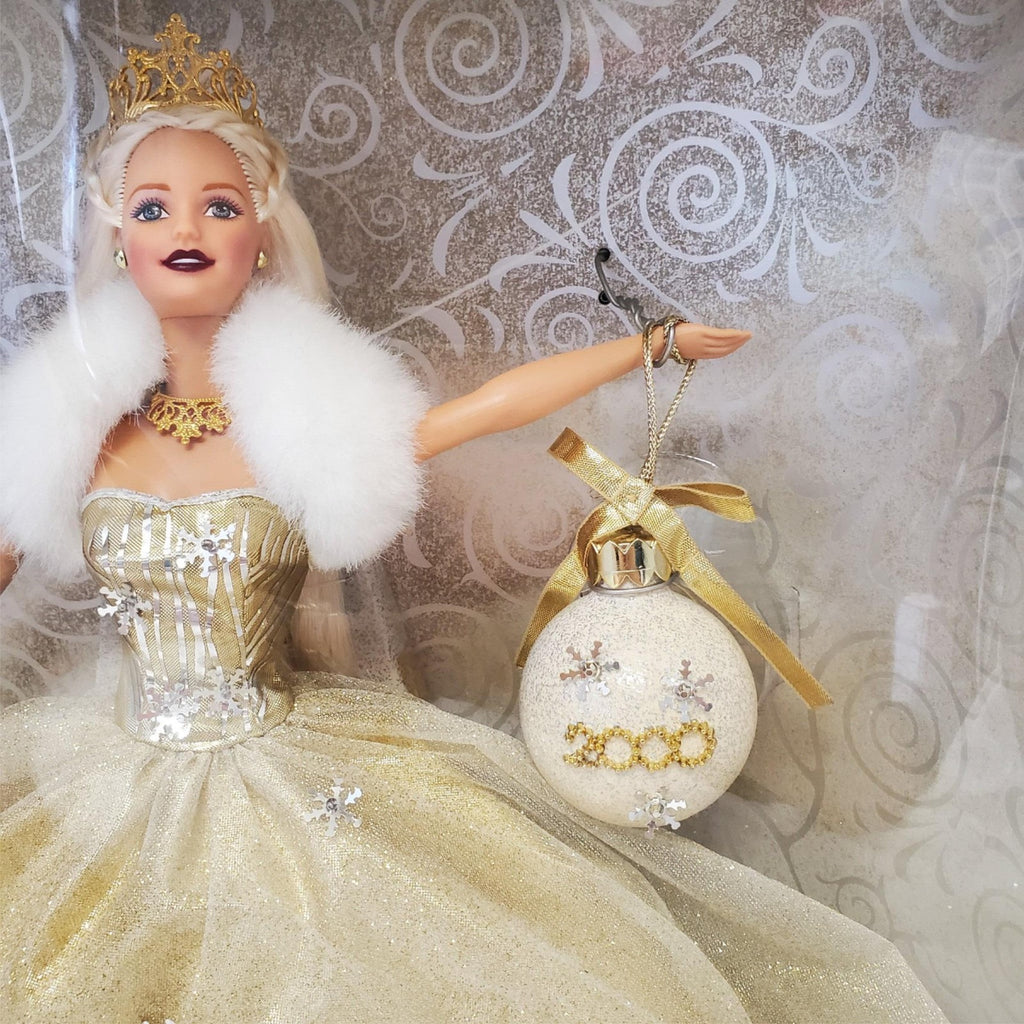 Barbie 2000 - Special Edition Celebration Barbie Doll Gold Dress Mattel 