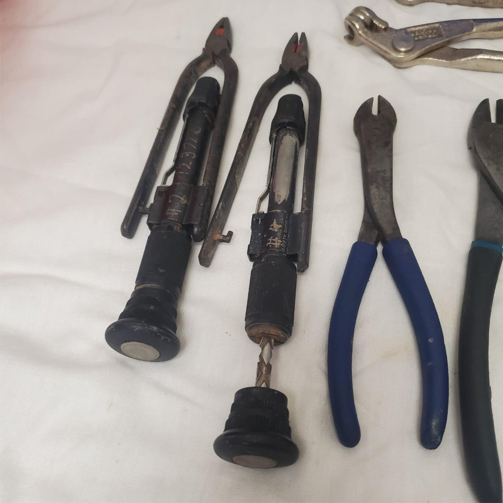 Lot of 9 Assorted Reversible Wire Twister, Heavy Duty Side Cutters Pliers LOT-18