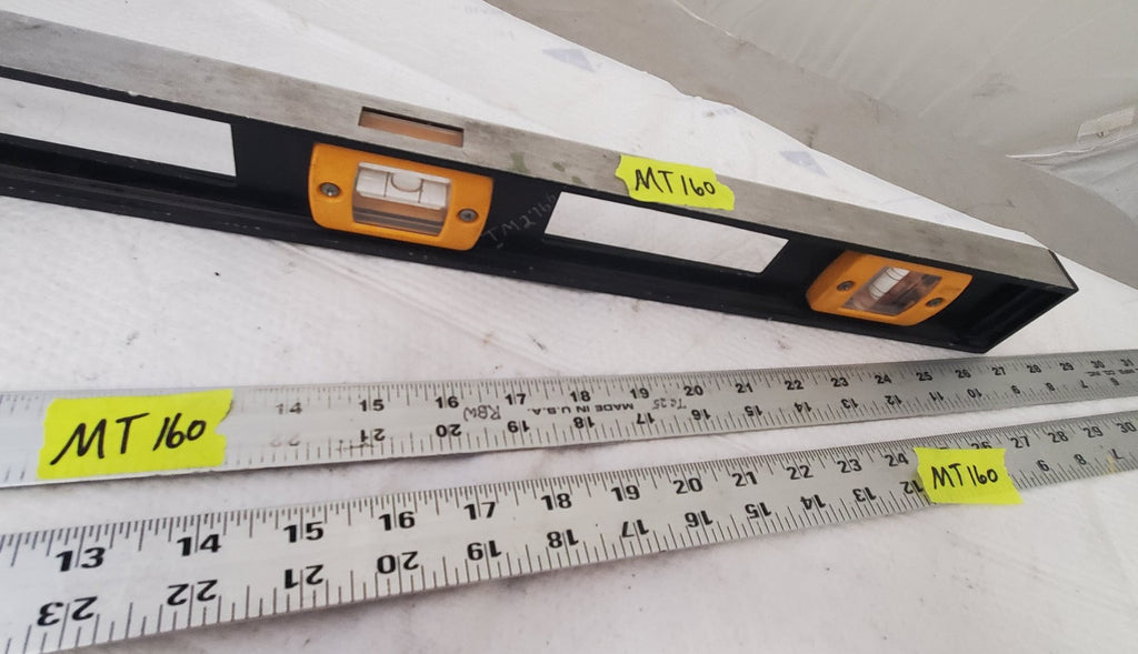 Johnson Level & Tool 3724 24-Inch Machined Top-Read Aluminum Level