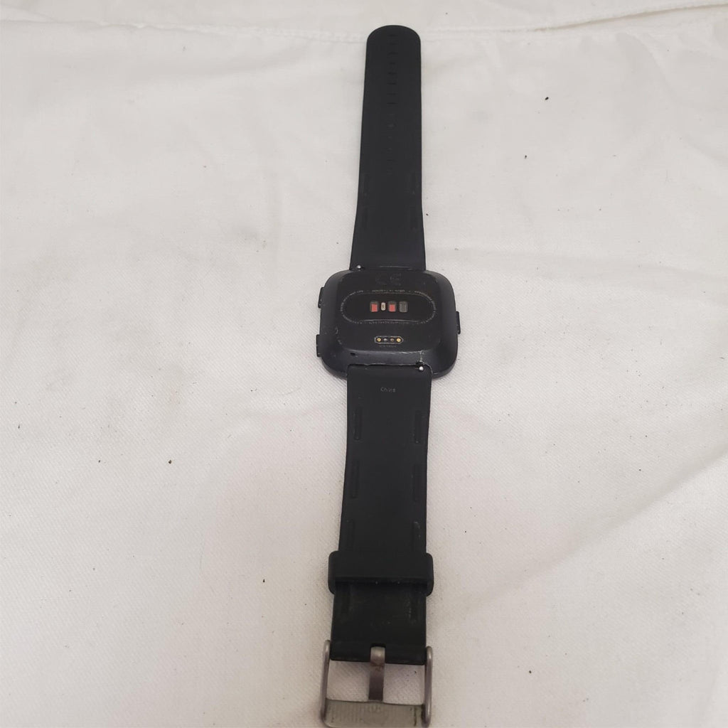 Fitbit Versa Health and Fitness Smartwatch 