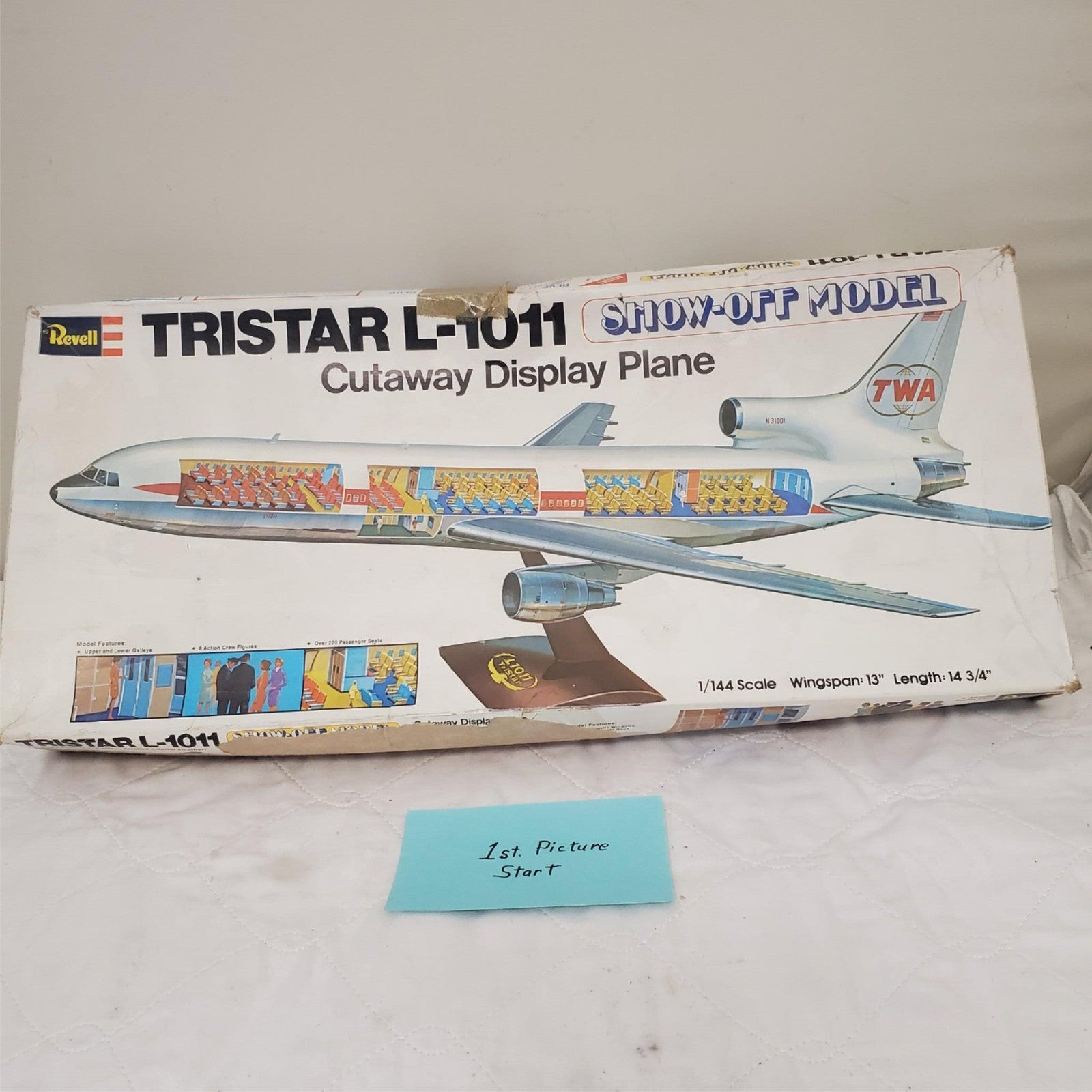 航空機・ヘリコプター Revell TRISTAR L-1011 SHOW-OFF MODEL Revell Tristar L-1011 Cutaway Display plane – TexasConsignmentShop
