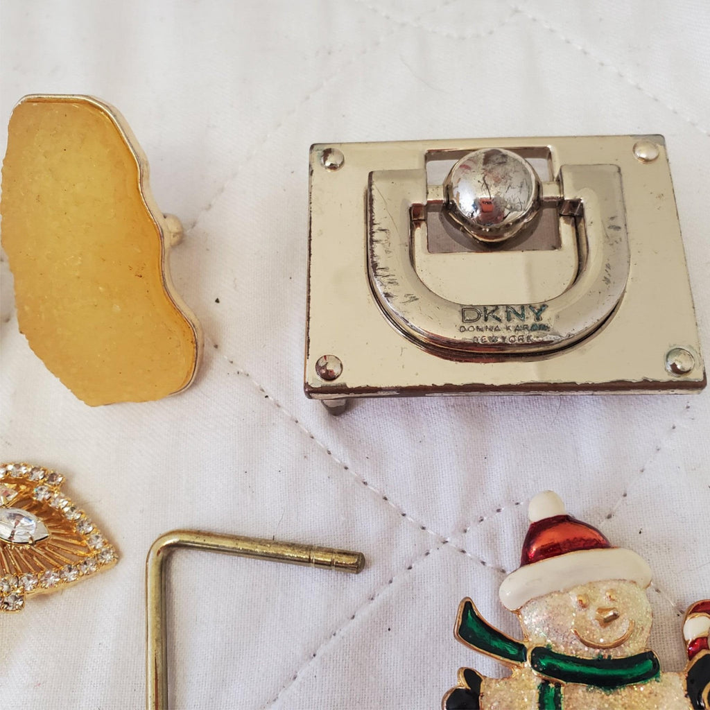 Lot of Assorted Various Brooch, Hair Clips, Pendent & Swiss Knife LOT-9