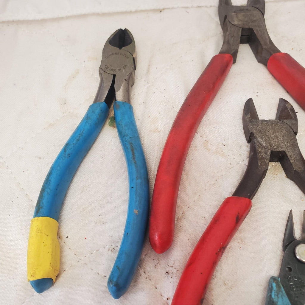 Lot of 6 Assorted Wire Cutters & Pliers LOT-837