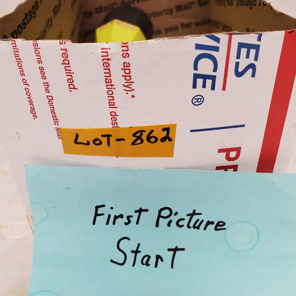 Lot of 4 Assorted Pelican Safety LED Flashlights LOT-862