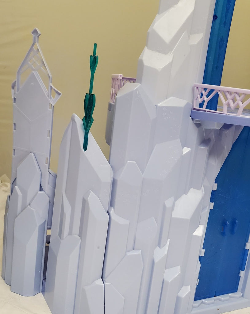 Disney Frozen Elsa's Ice Magic Palace Playset