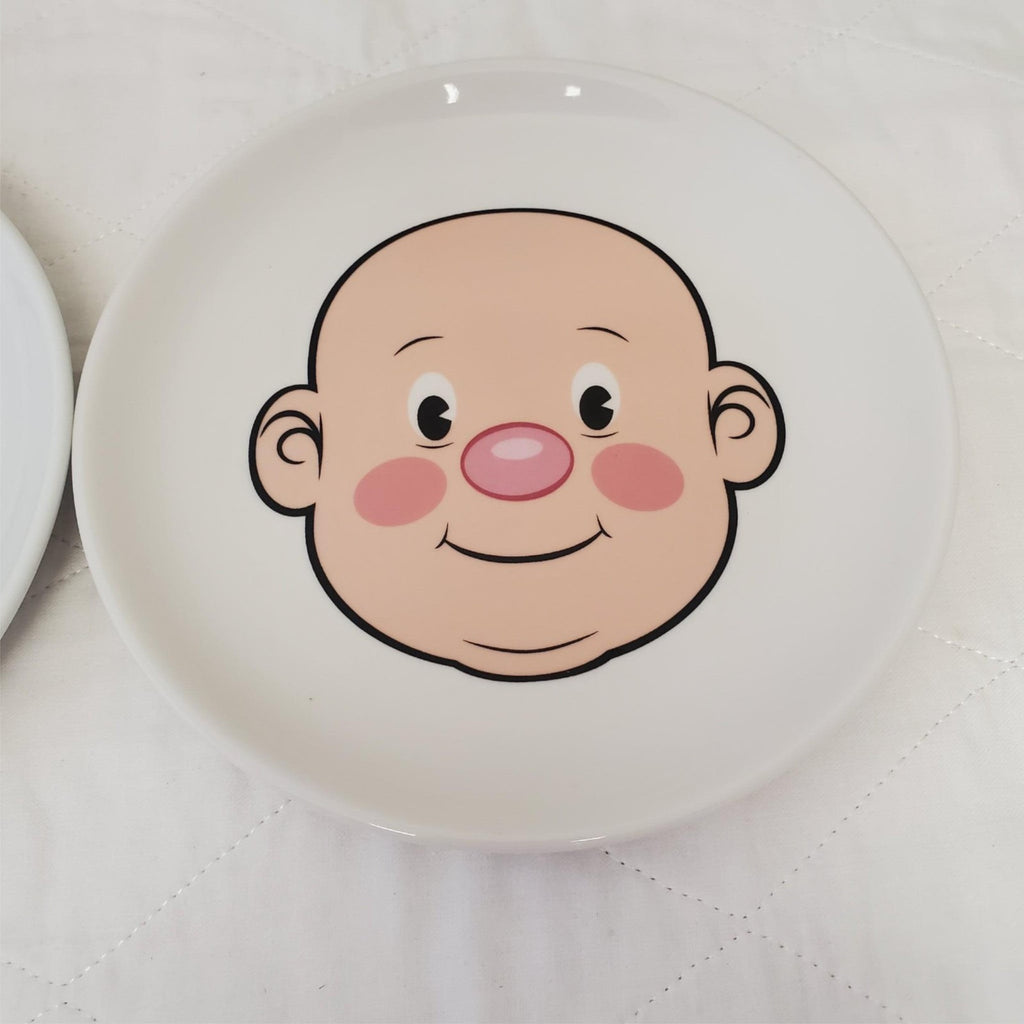 Set Of 2 Fred Friends Plays With His Food Funny Face Design Ceramic Plates