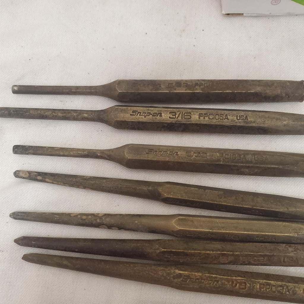 Lot of 22 Snap-on Piece Pin, Starter Punch Set, Flashlight Bulb & Switch LOT-918