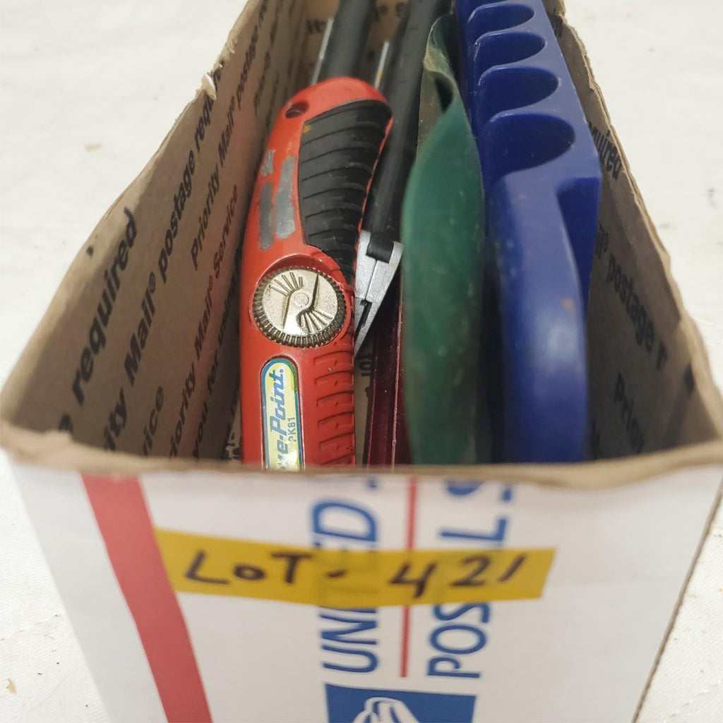ARES Socket Organizer Tray Magnetic Socket Holder with Utility Knives LOT-421